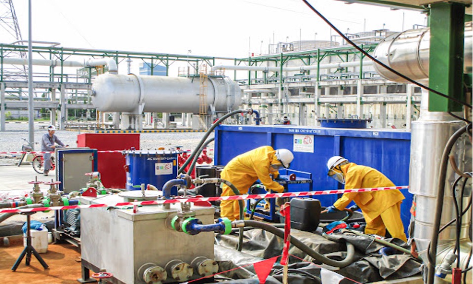 Chemical Cleaning Services - Modern Global Cleaning CO. WLL